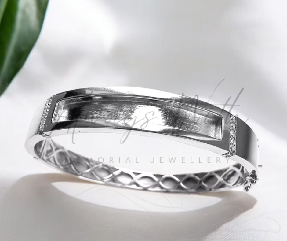 The "Billy" Bangle