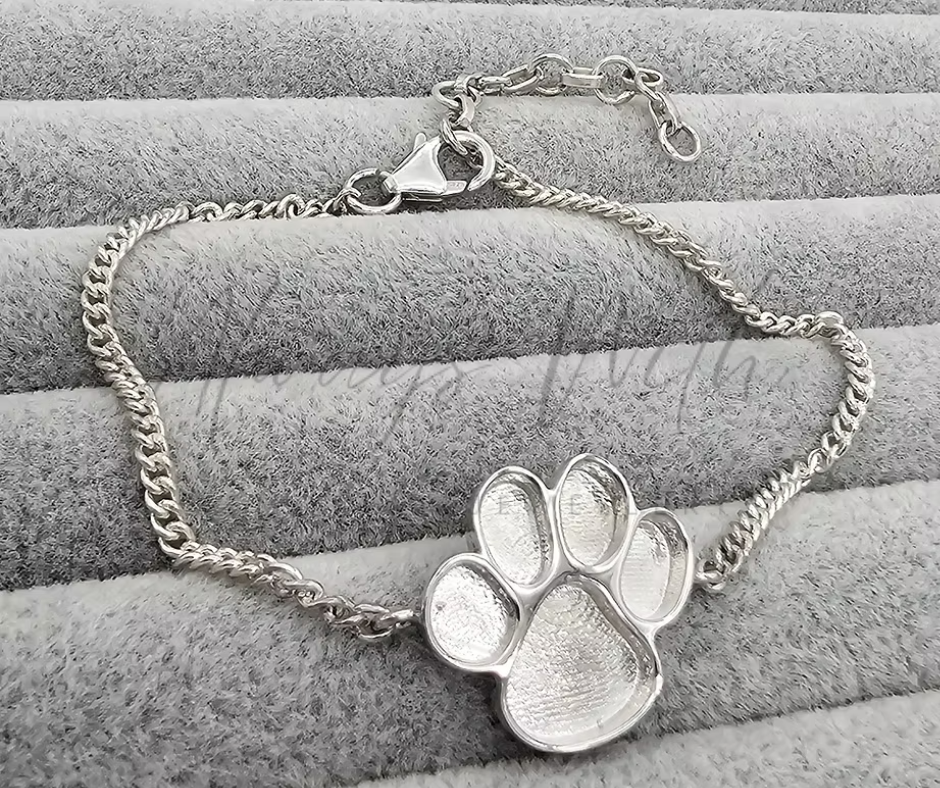 The "Paw" Bracelet