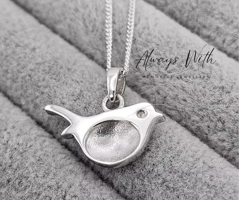 The "Robin" Necklace