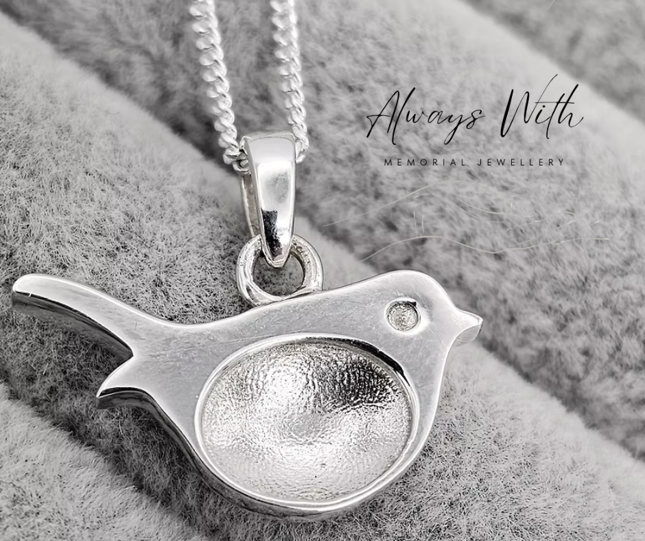 The "Robin" Necklace