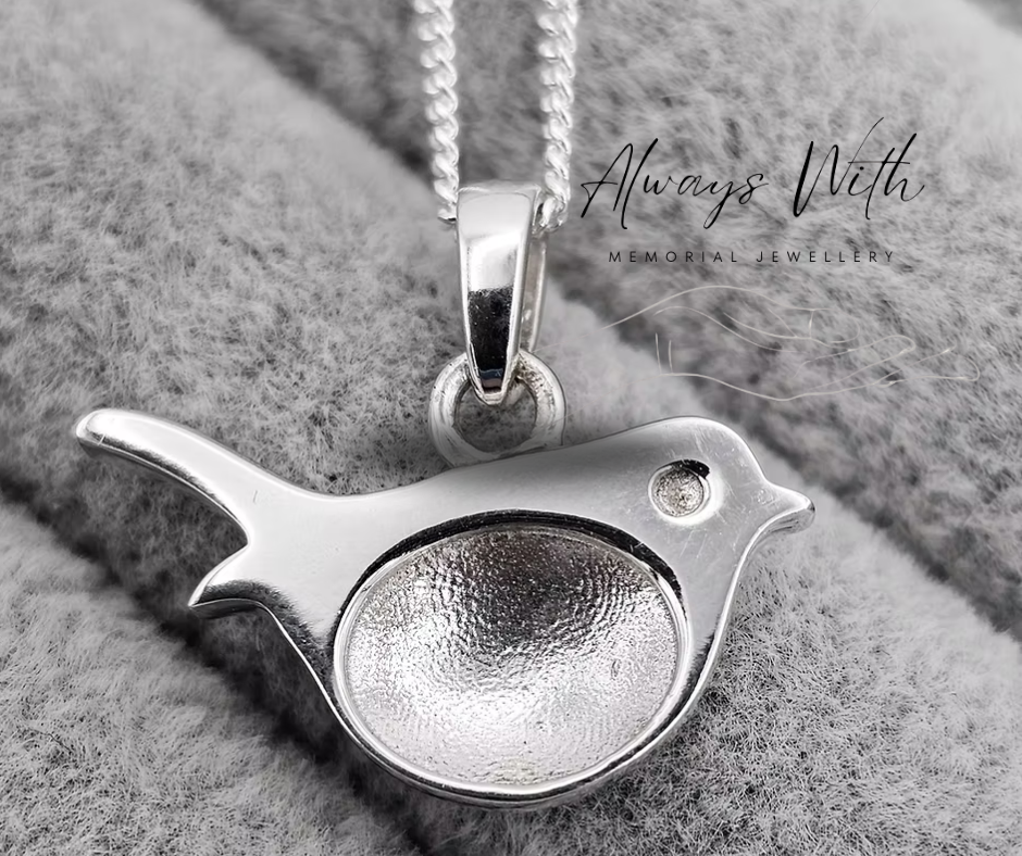 The "Robin" Necklace