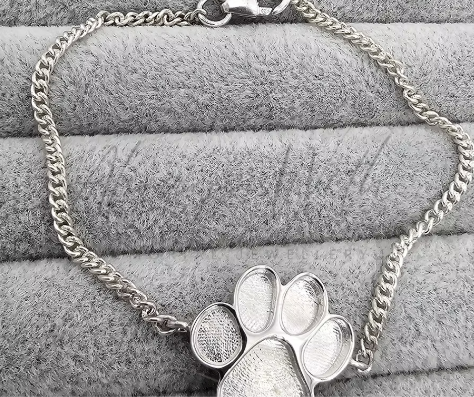 The "Paw" Bracelet