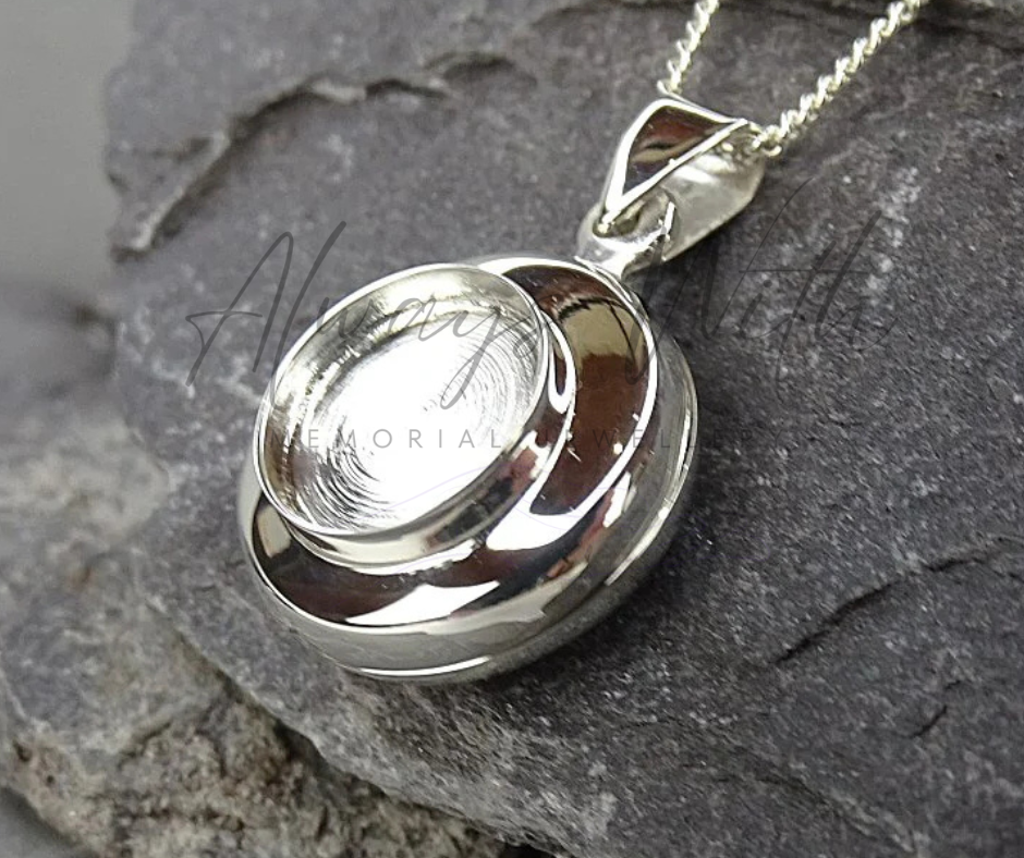 The "Tina" Locket