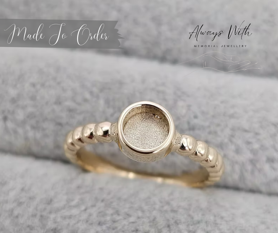 The Gold "Dora" Ring