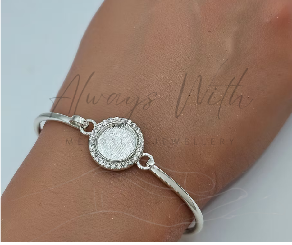 The "Stephanie" Bangle