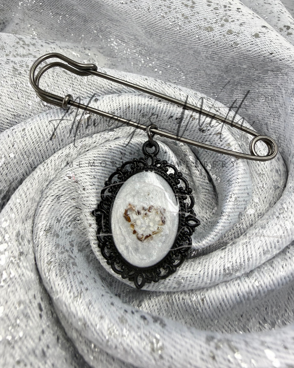 The "Bouquet" Brooch Decorative