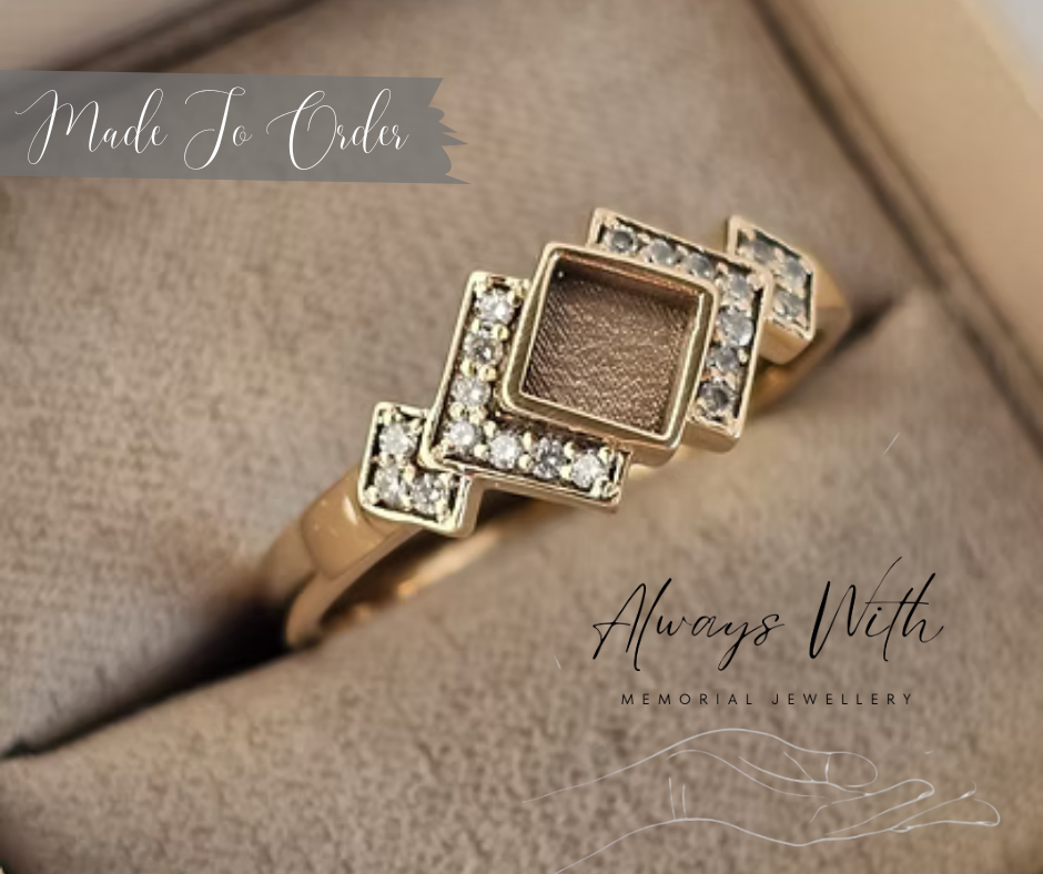 The Gold "Lizzie" Ring