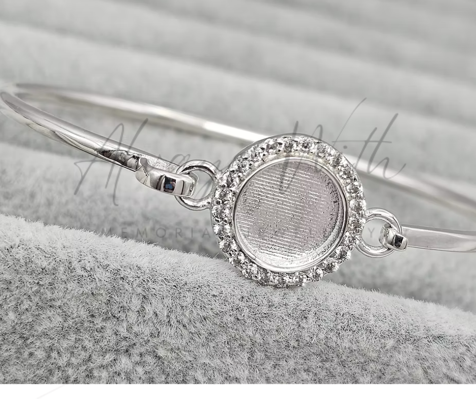 The "Stephanie" Bangle