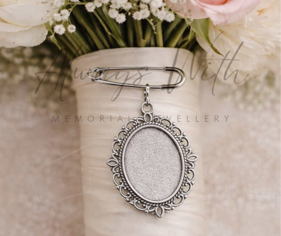 The "Bouquet" Brooch Decorative