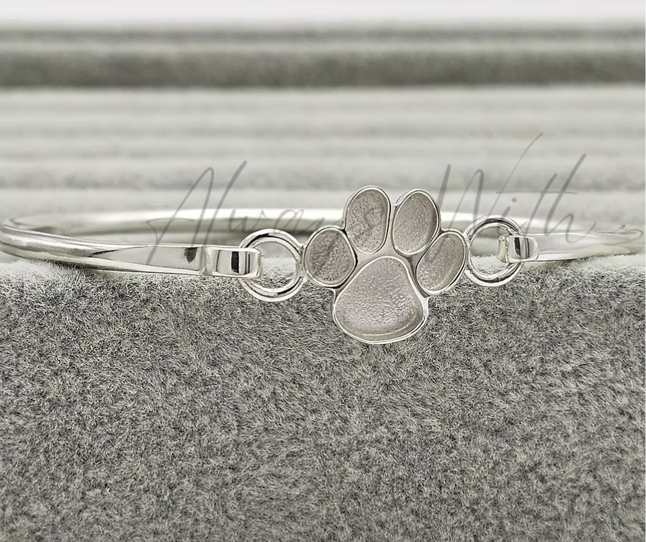 The "Paw" Bangle