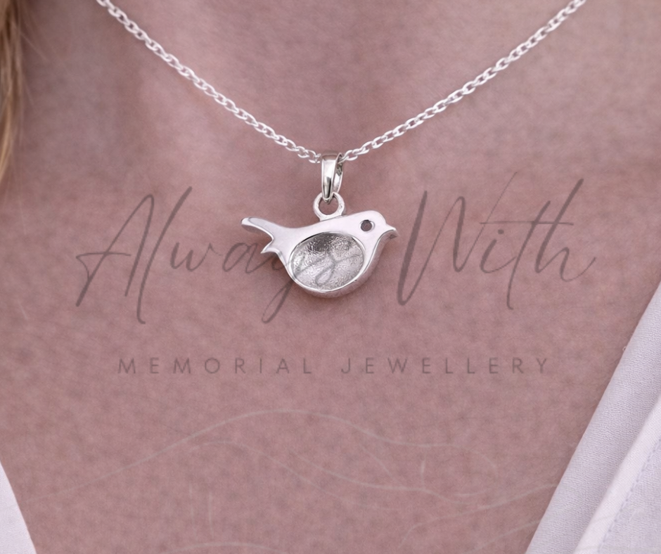 The "Robin" Necklace